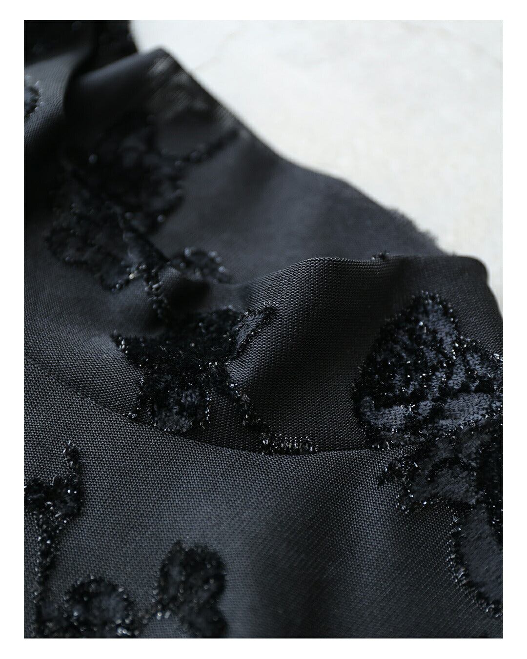 CAWAII CAWAII velour-style flower floating elegant sheer inner