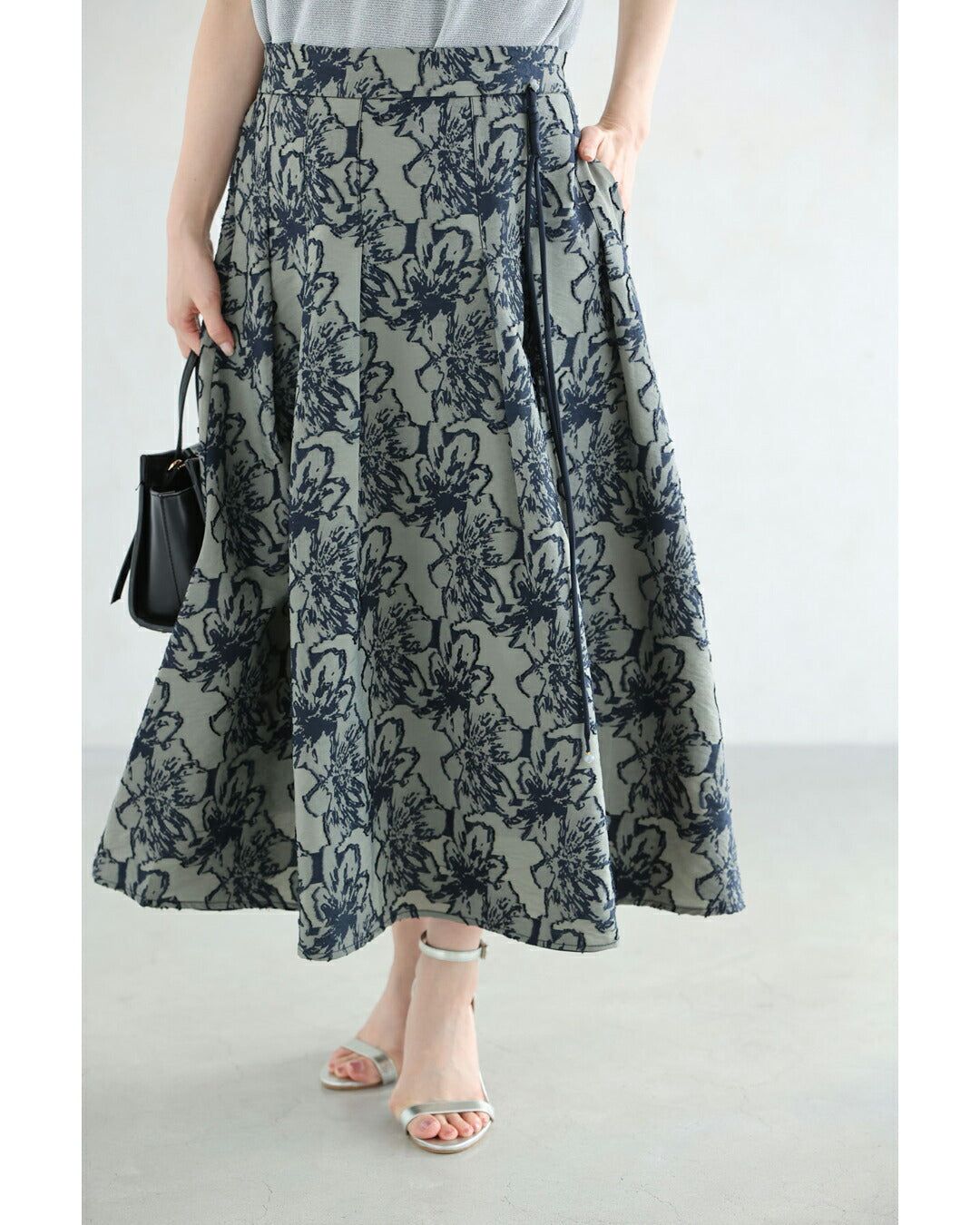 CAWAII CAWAII Swaying Asian charm light jacquard medium skirt