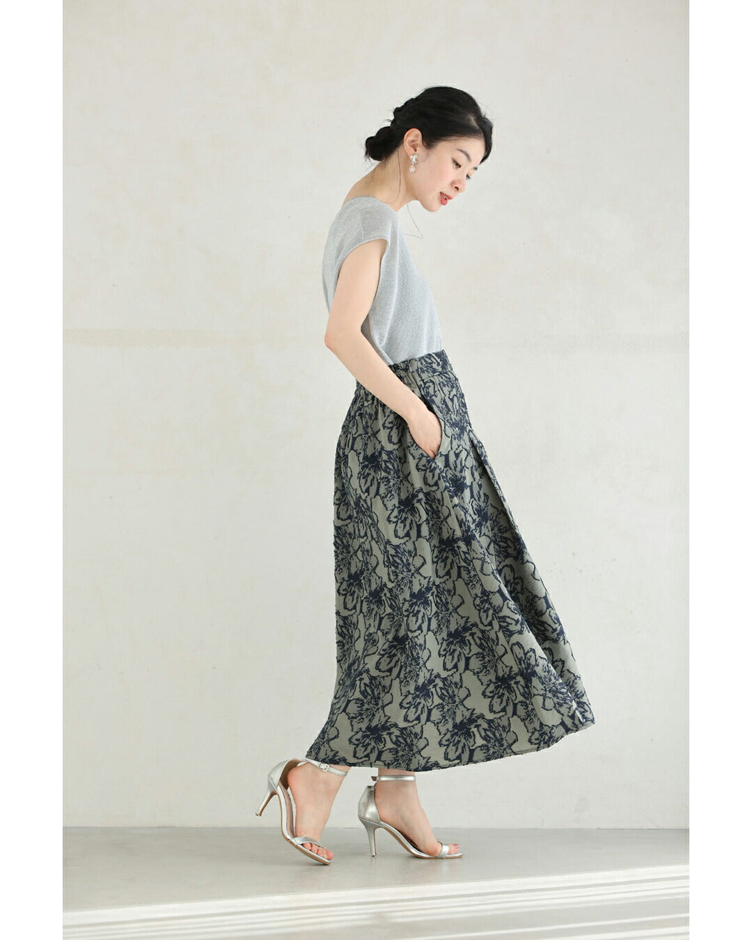 CAWAII CAWAII Swaying Asian charm light jacquard medium skirt
