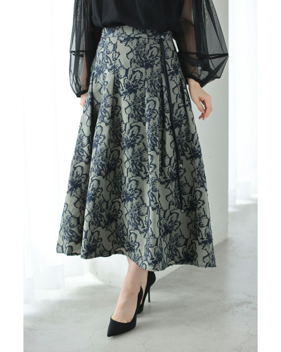 CAWAII CAWAII Swaying Asian charm light jacquard medium skirt