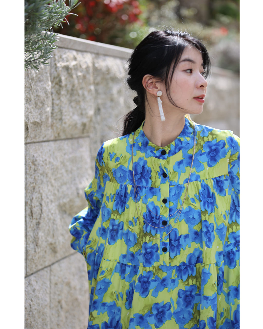 カワイイ CAWAII 街ゆく華やかな青花ティアードロングワンピース（紐リボン付き） （グリーン） グリーン