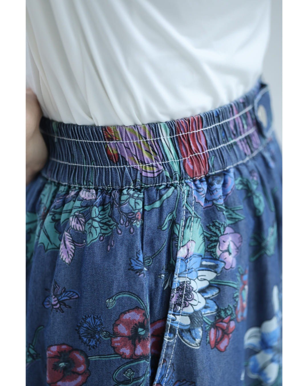 CAWAII colorful flowers and lively insects, soft wide pants