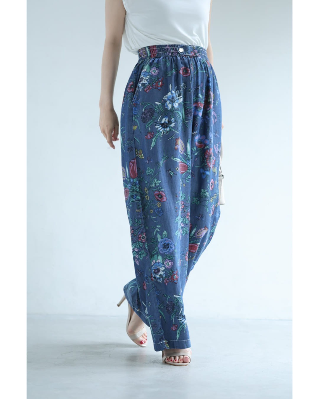 CAWAII colorful flowers and lively insects, soft wide pants
