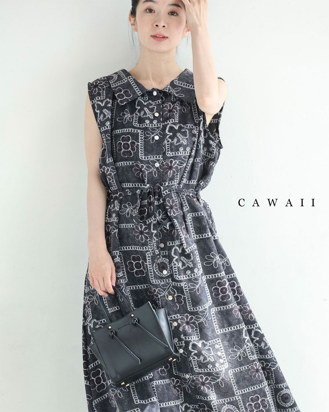 カワイイ CAWAII ゆったり心地よい刺繍風プリントのロングワンピース（紐リボン付き） （ブラック） ブラック