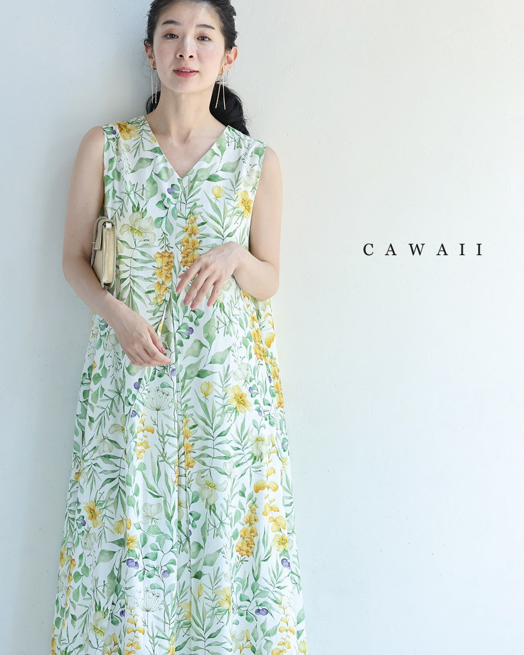カワイイ CAWAII 花々の美しさ広がるロングワンピース （ホワイト） ホワイト