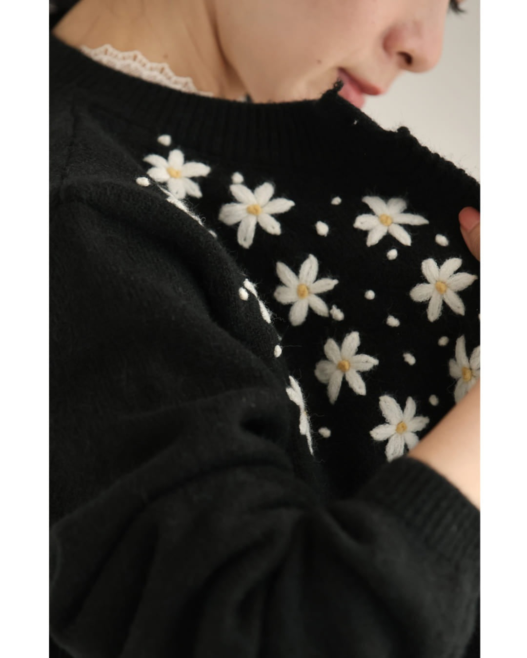 カワイイ CAWAII 降りしきる花雪ニットカーディガン （ブラック） ブラック