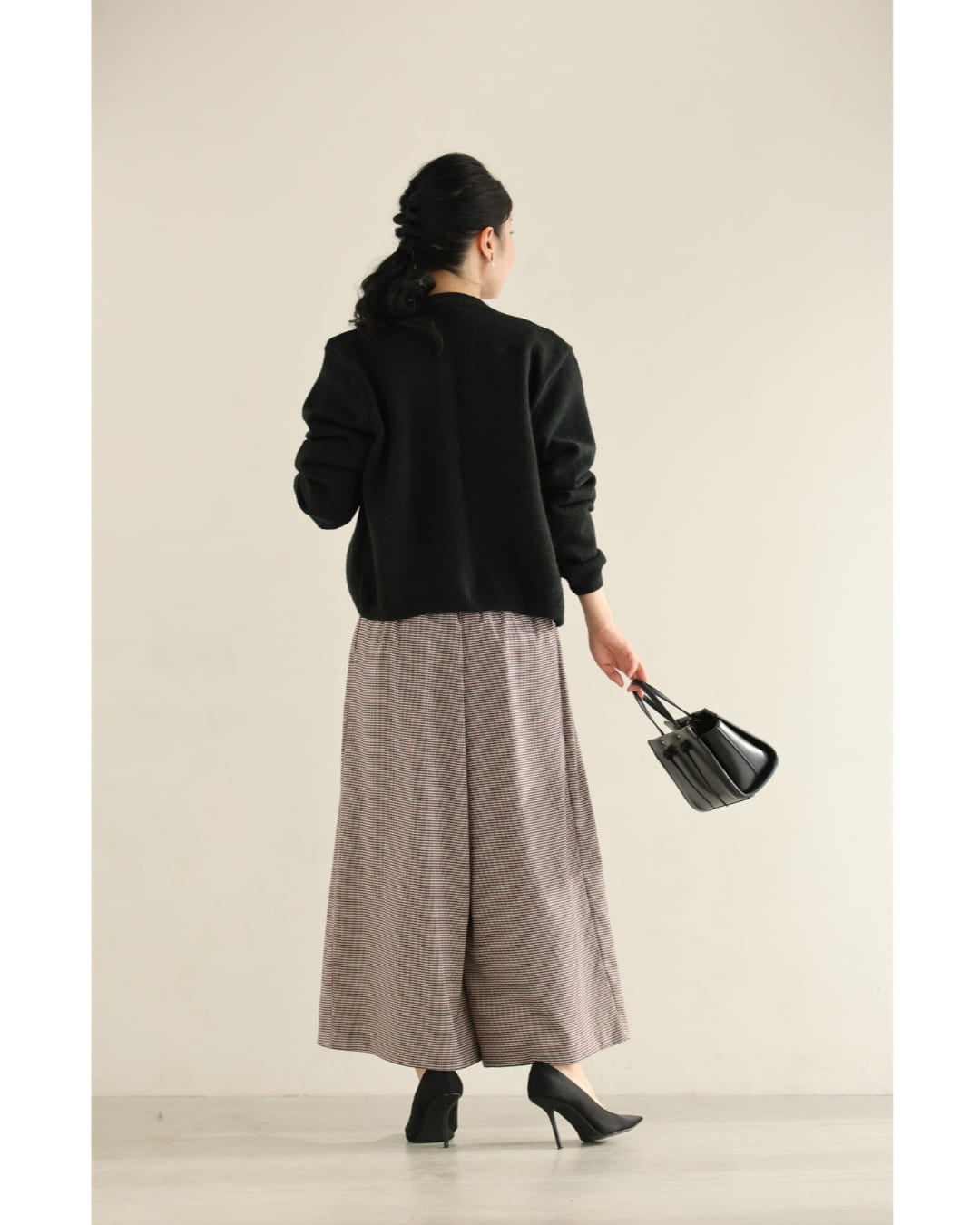 カワイイ CAWAII 降りしきる花雪ニットカーディガン （ブラック） ブラック