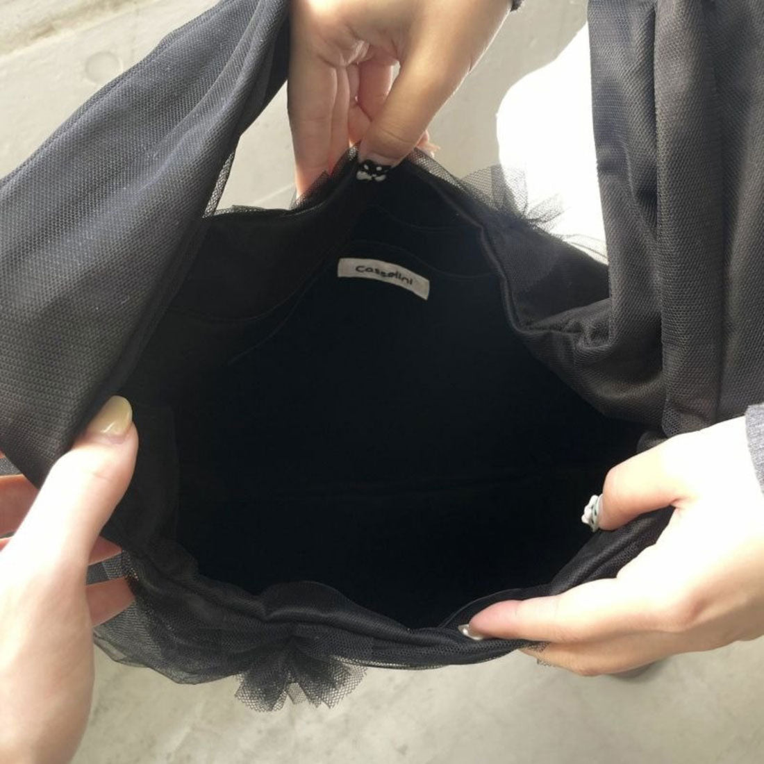 キャセリーニ Casselini ワイドチュールトート（Wide Tulle Tote） （ブラック） ブラック