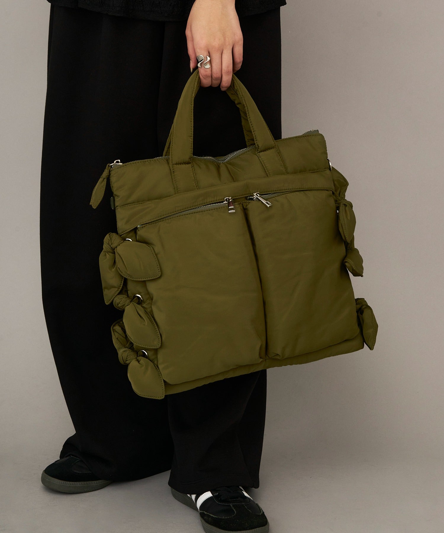 キャセリーニ Casselini リボンヘルメットバッグ 252-110516 （カーキ） カーキ