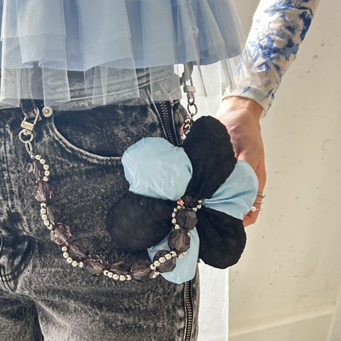 キャセリーニ Casselini Casselini Puffy Flower Hand Strap（キャセリーニ パフィーフラワーハンドストラップ） （ブラック） ブラック