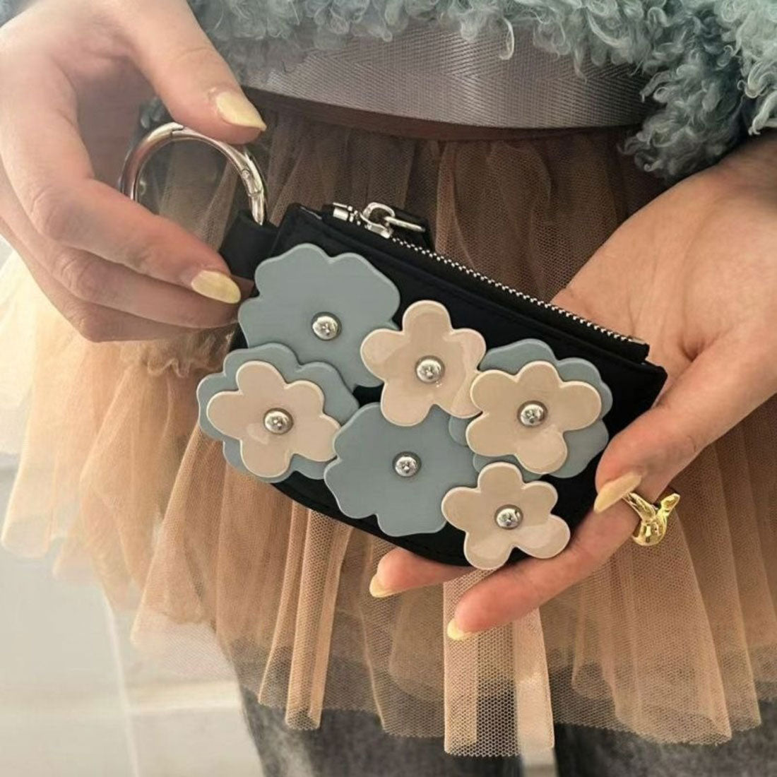 キャセリーニ Casselini フラワーモチーフコインケース（Flower Motif Coin Case） （ブラック） ブラック