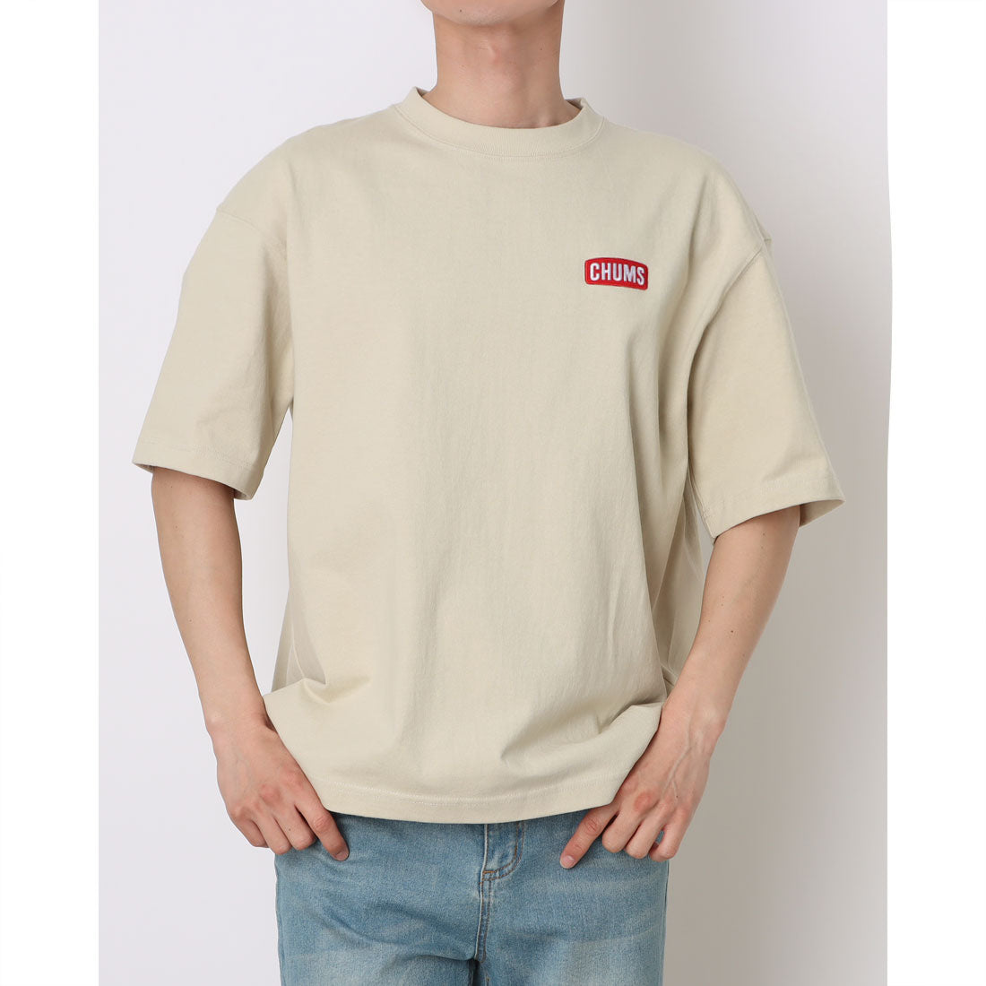 チャムス CHUMS 【ムラサキスポーツ別注】 CHUMS STICKER BOMB T Tシャツ CH01-2824 （グレイッシュベージュ） グレイッシュベージュ