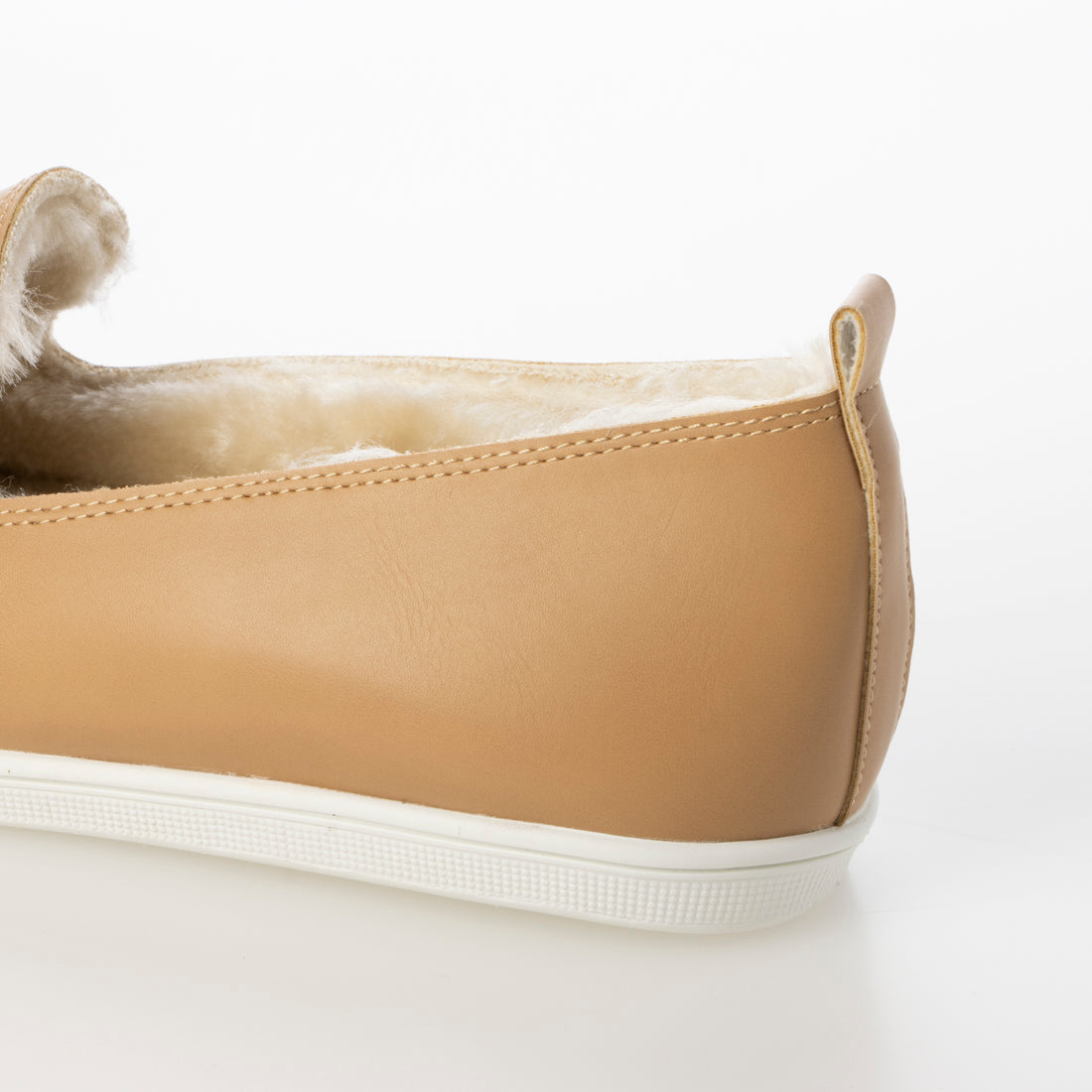 シックス CHICS シンプルファースリッポンスニーカー （BEG） BEG