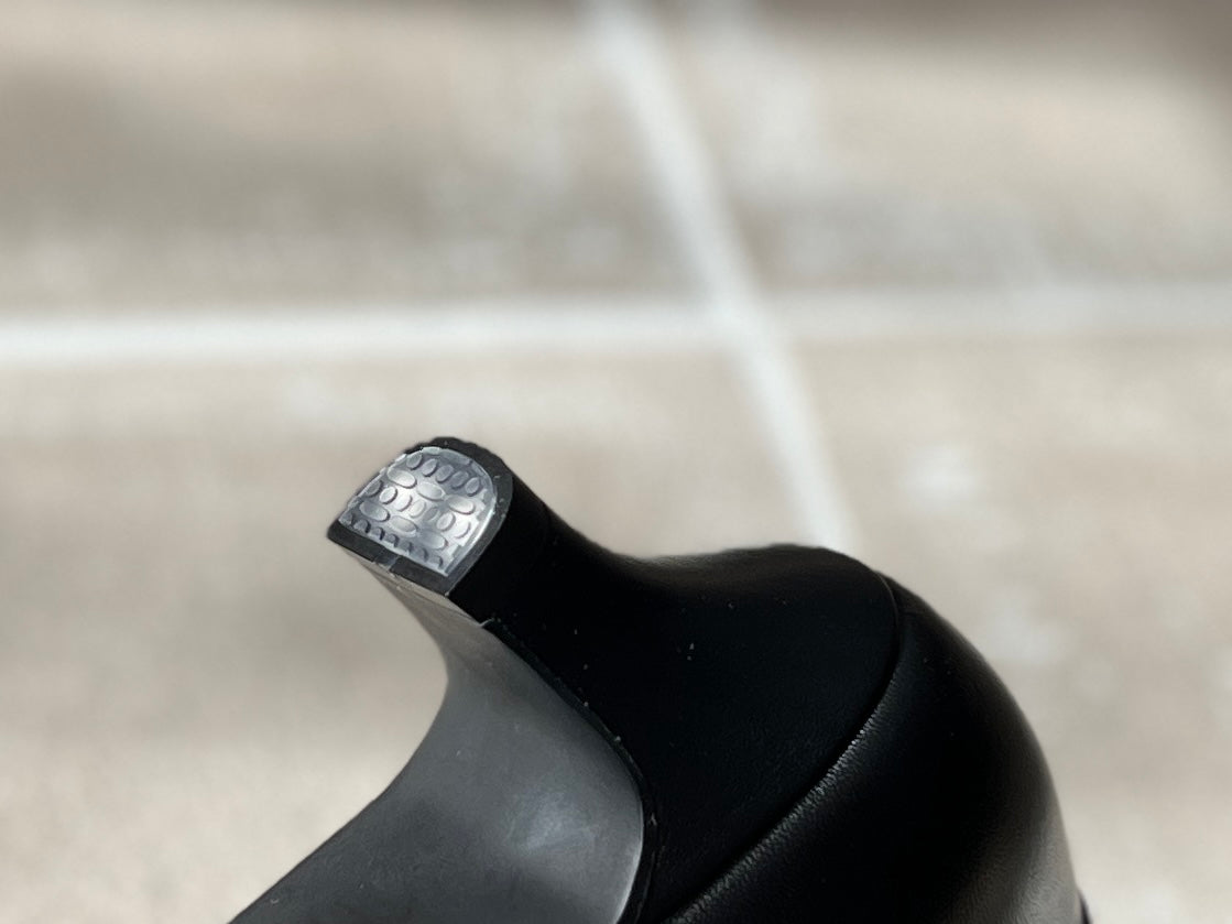 シプレ CHYPRE 5.5cm本革ポインテッドトゥプレーンパンプス