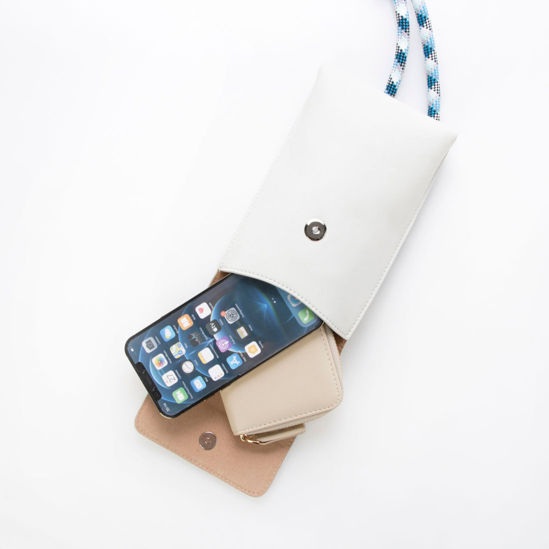 Chypre Leather Smartphone Shoulder Bag