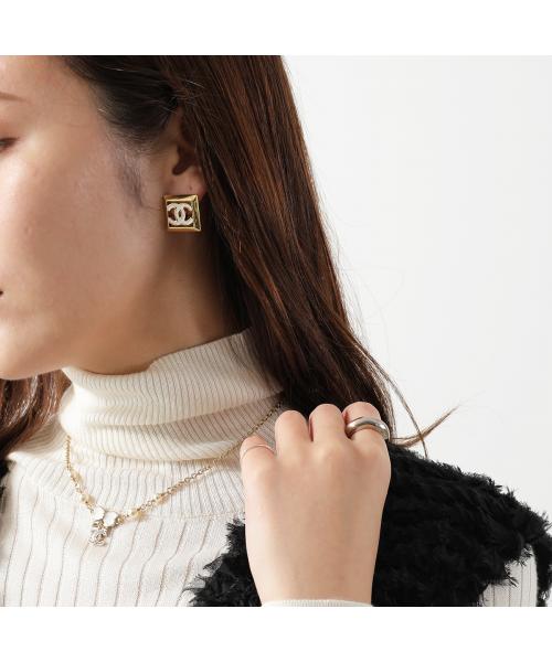 シャネル CHANEL CHANEL ピアス ABD872 B17903 ココマーク （NZ317/ゴールド×ホワイト） NZ317/ゴールド×ホワイト