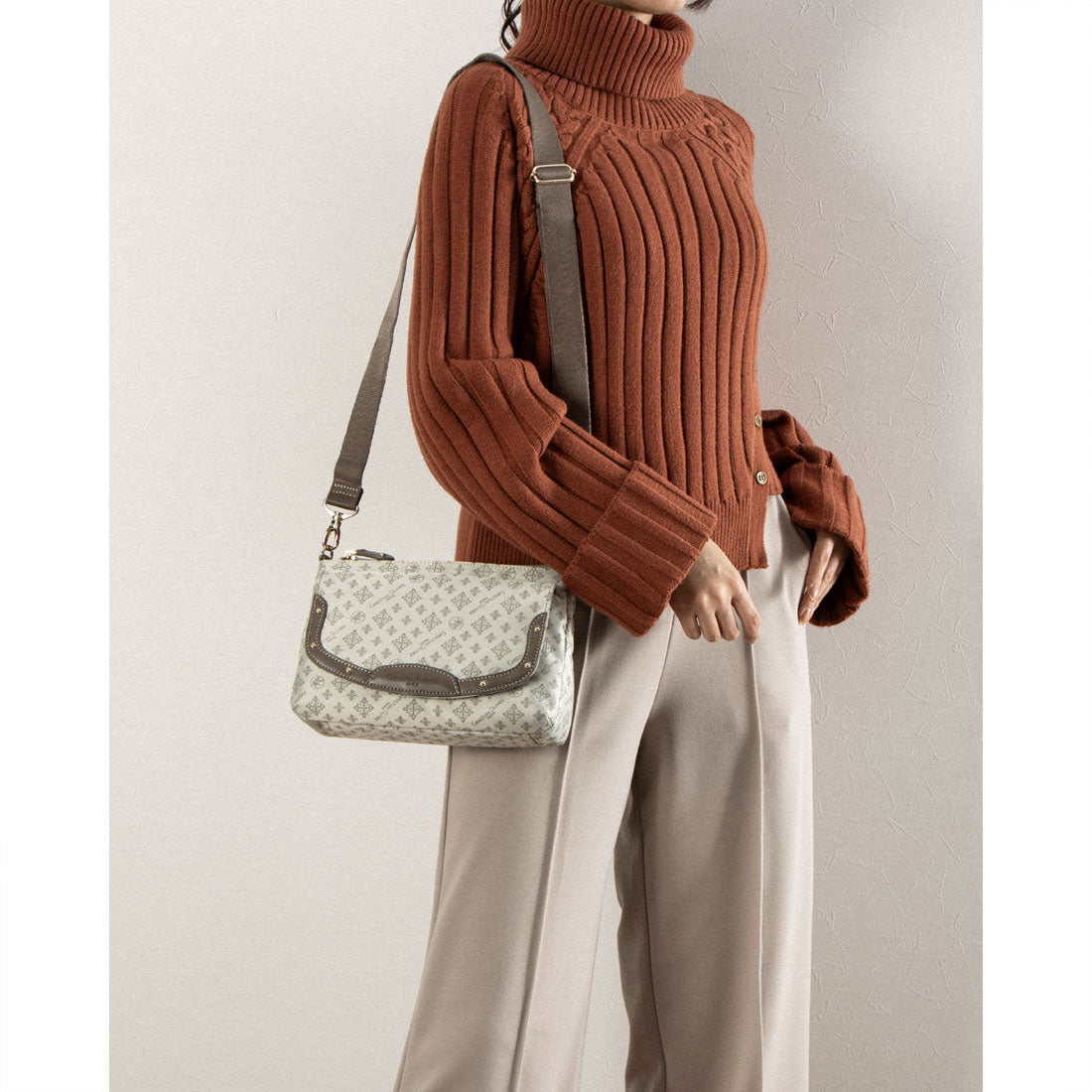 CHRISTIAN OLIVIER PARIS Wallet Shoulder Bag 2-Way Handbag Water Repellent Monogram Jacquard Weave