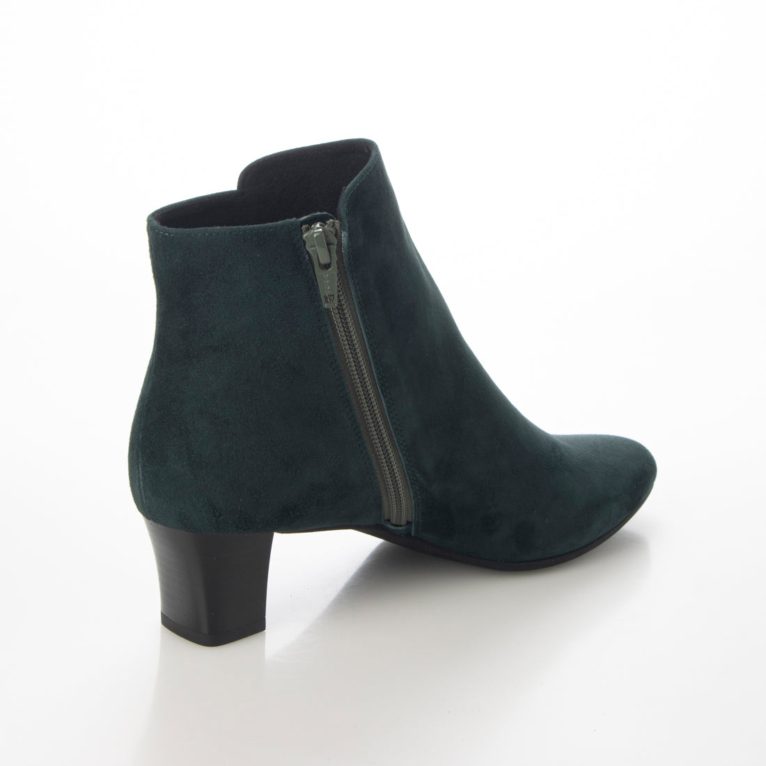 Chercher ETOILE Leather short boots