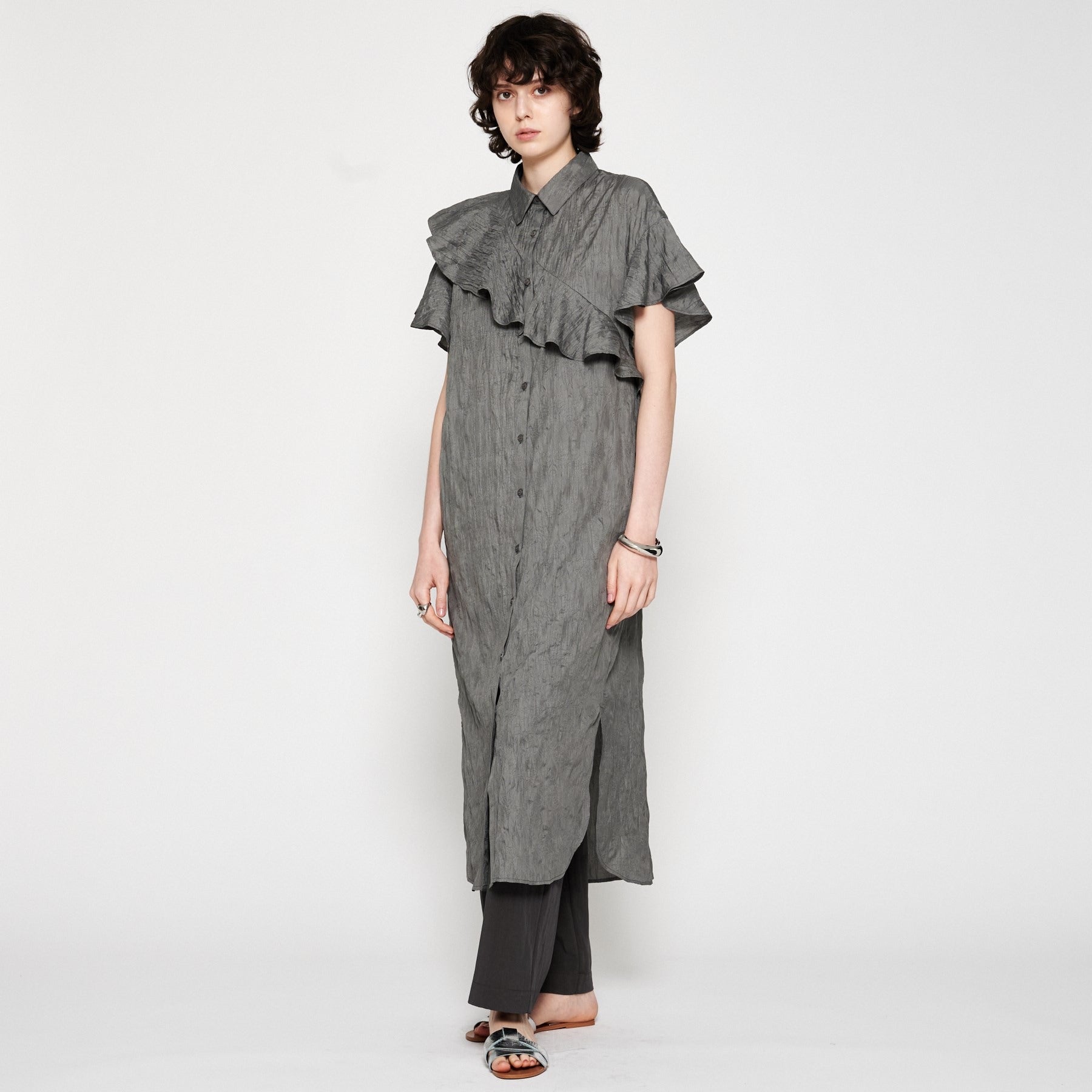 クロエンス cloenc 【手洗い可／ラクちん】フリルワッシャーワンピース （ブラック(019)） ブラック(019)