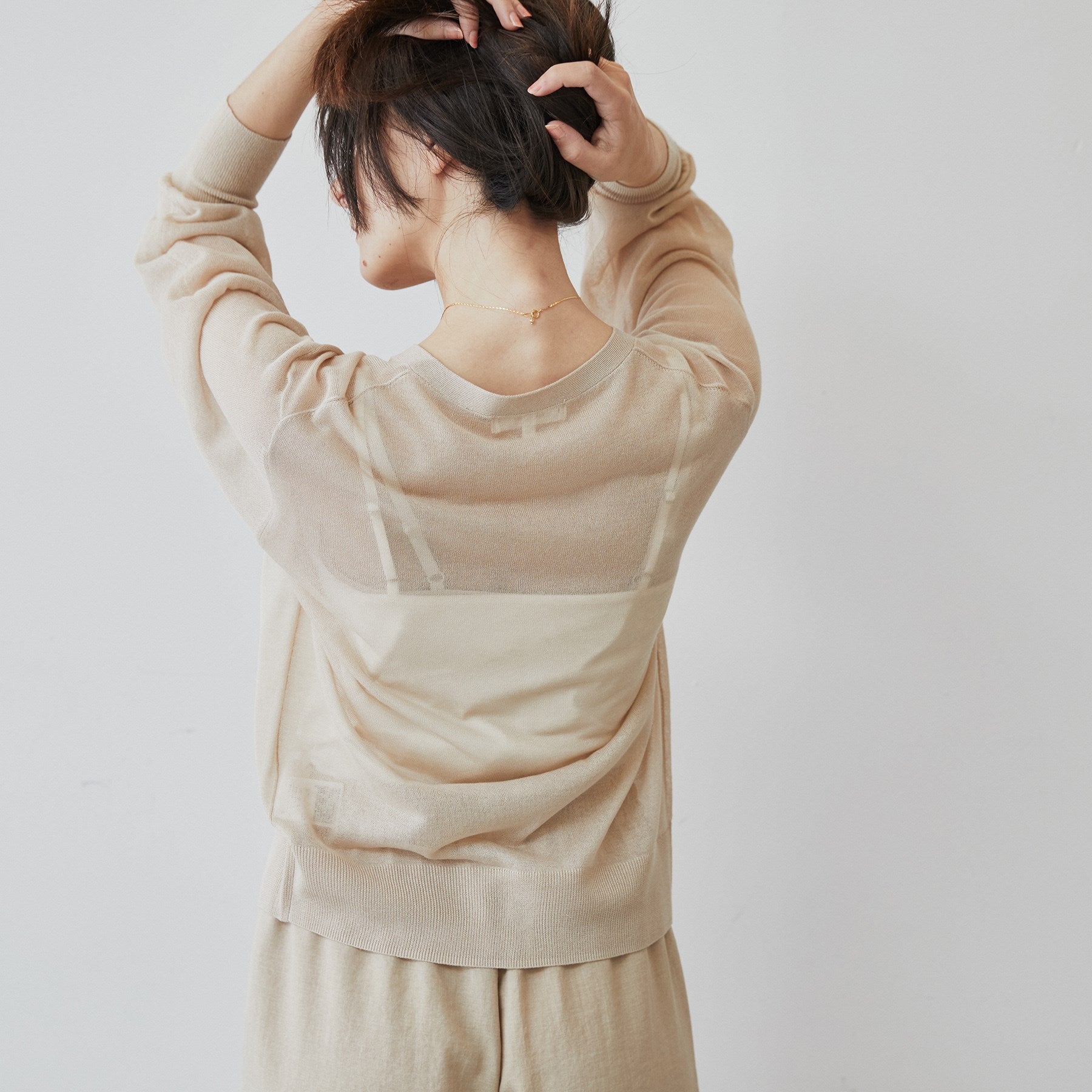 クロエンス cloenc シアーVネックカーディガン