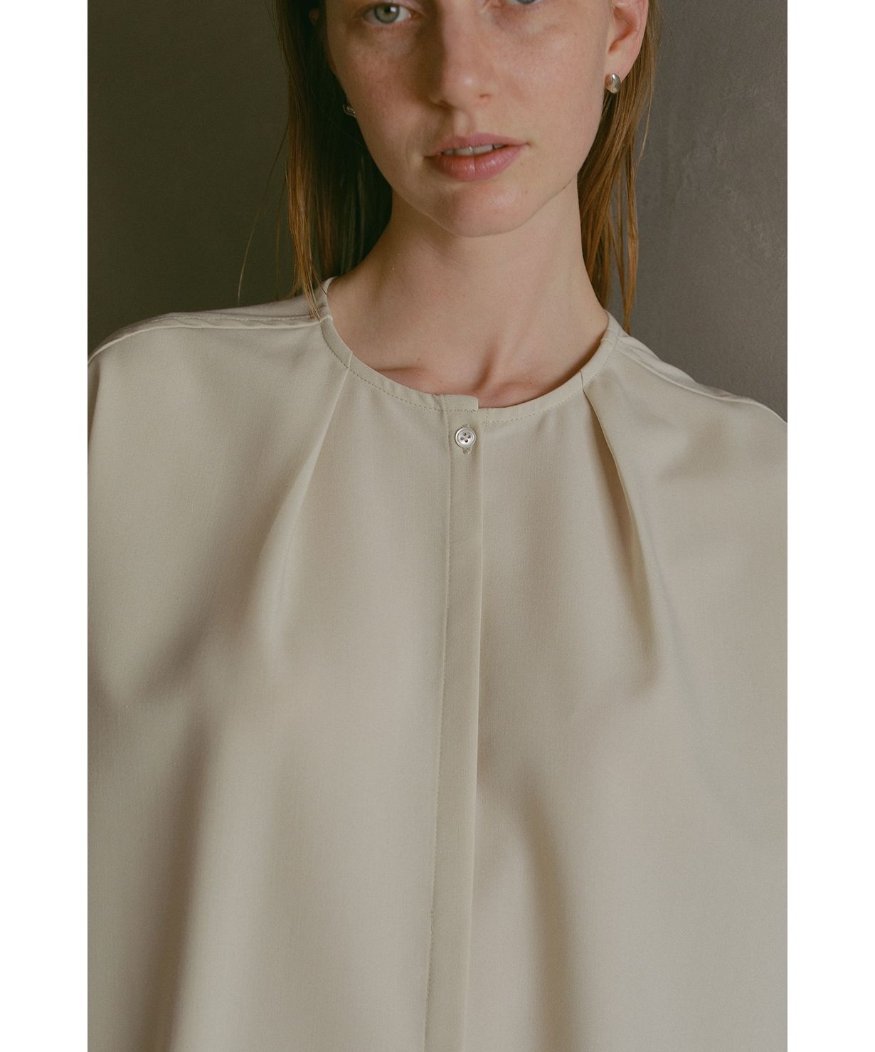 MANOF マノフ　LAYERED SLEEVE CUT TOPS LAYERED SLEEVE CUT TOPS｜TOPS(トップス)｜MANOF OFFICIAL