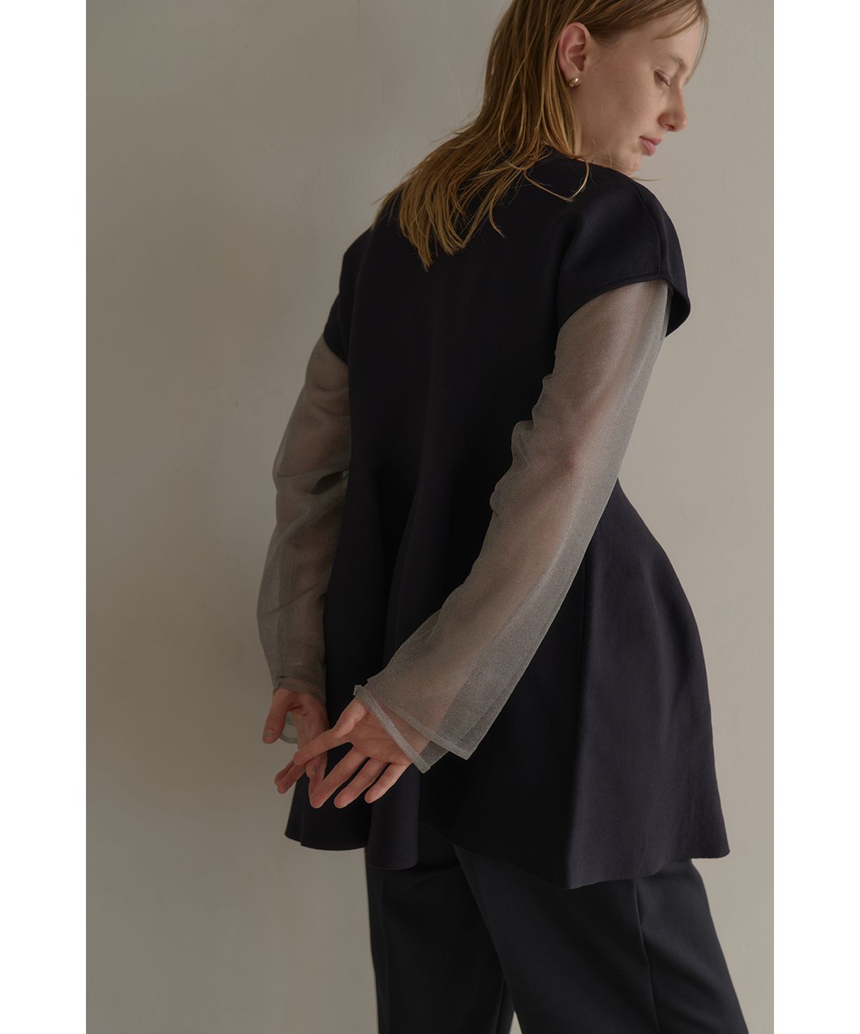 マノフ MANOF VOLUME KNIT TOPS