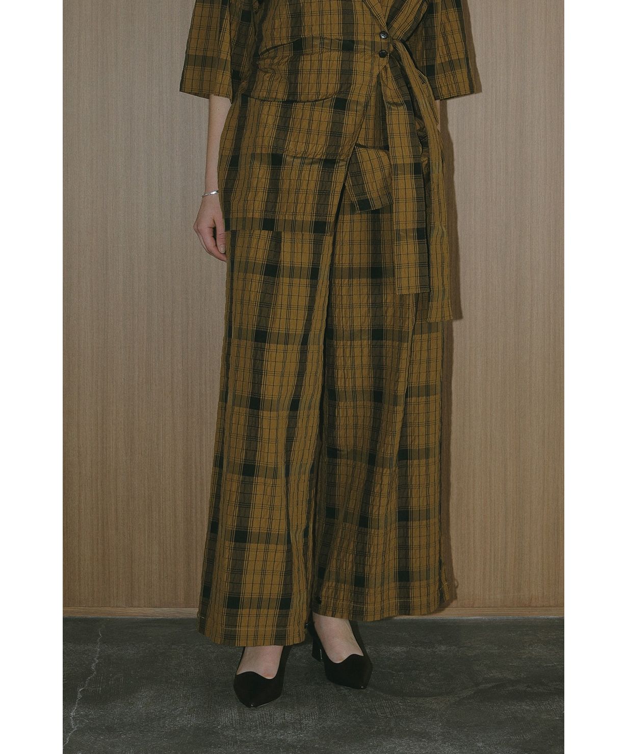 マノフ MANOF BELTED GATHER PANTS （CAMEL） CAMEL