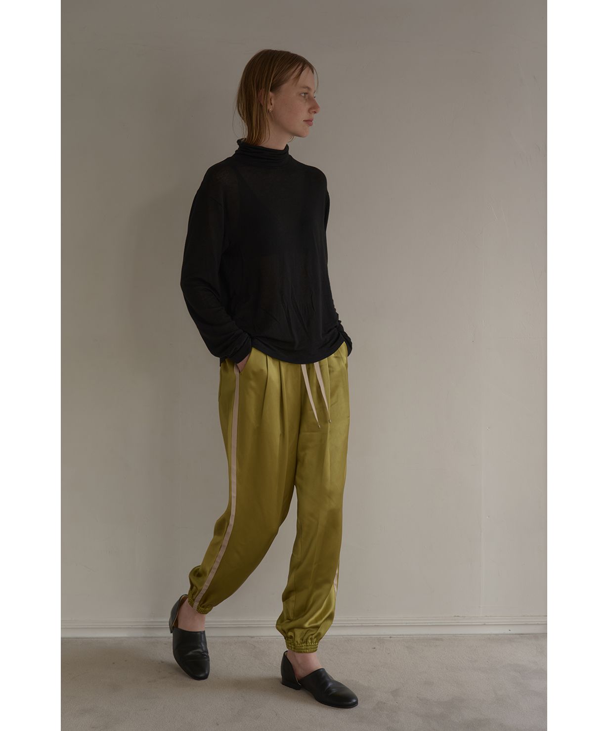 マノフ MANOF SIDE LINE SPORTS SATIN PANTS （NAVY） NAVY