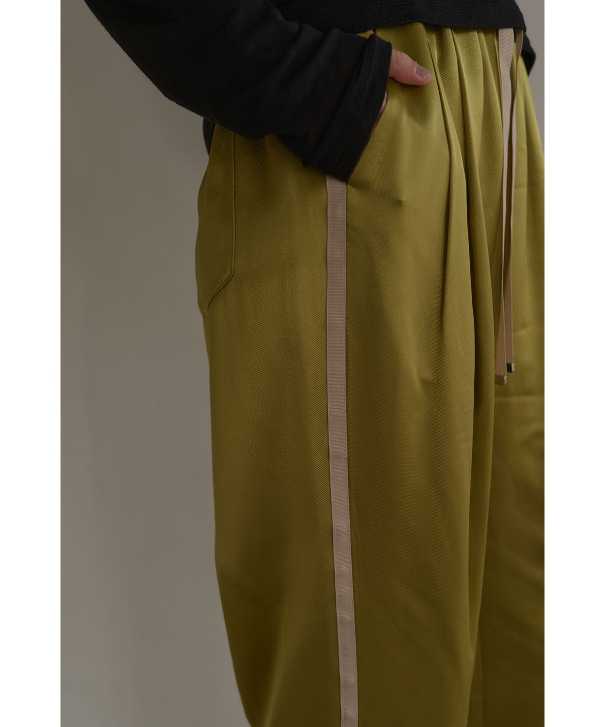 マノフ MANOF SIDE LINE SPORTS SATIN PANTS （NAVY） NAVY