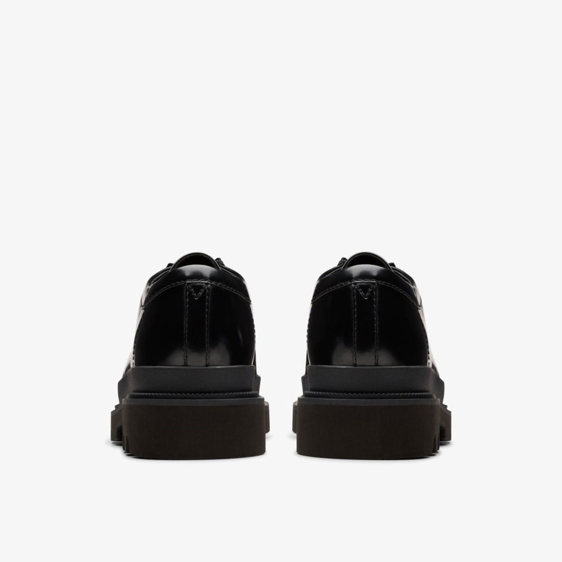 Clarks Badell Seam ブラックレザーシューズ Badell Seam / バデルシーム （ブラックハイシャインレザー