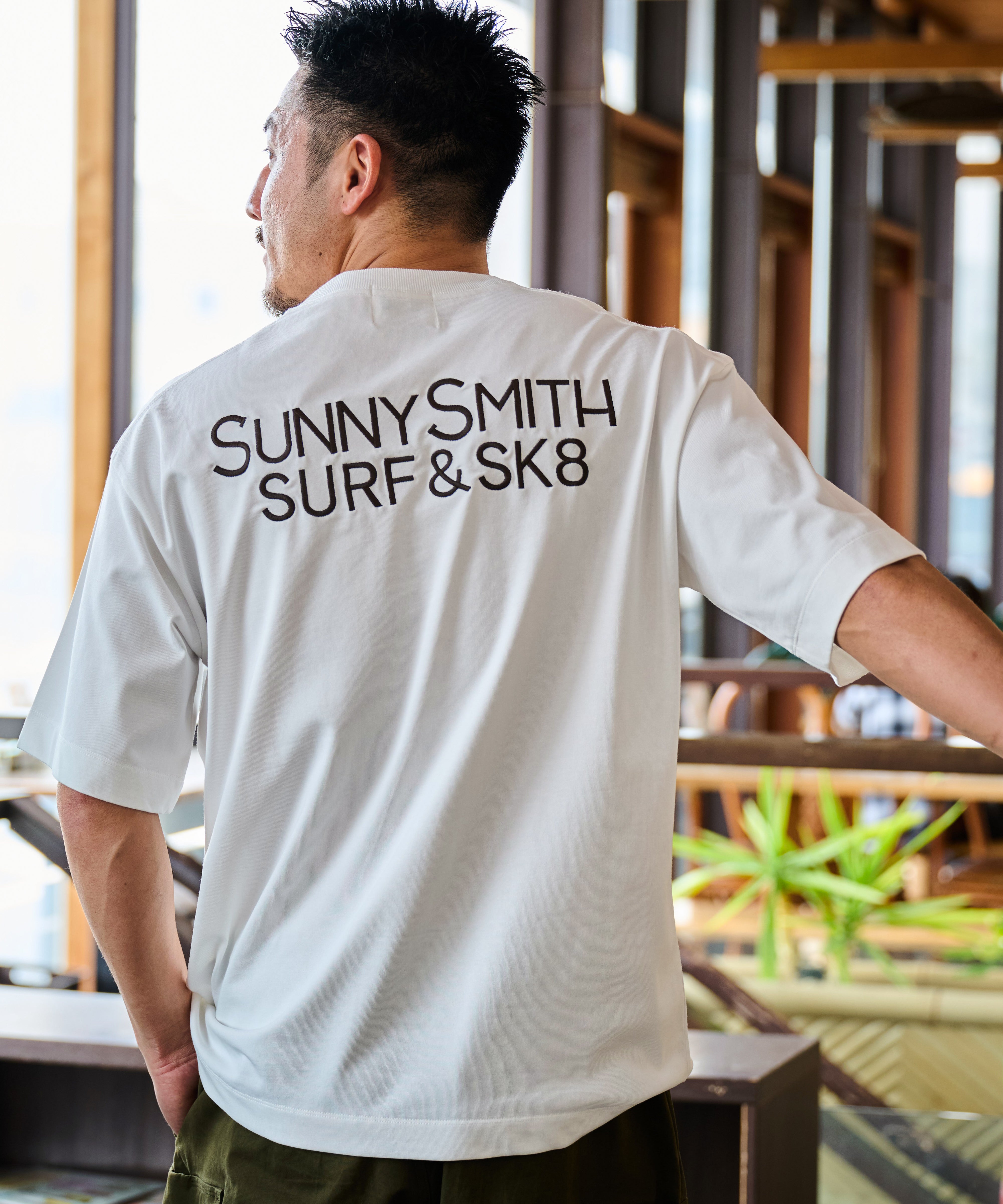 サニースミス Sunny Smith ヤシの木イラストロゴ両面刺繍Tシャツ （ホワイト） ホワイト