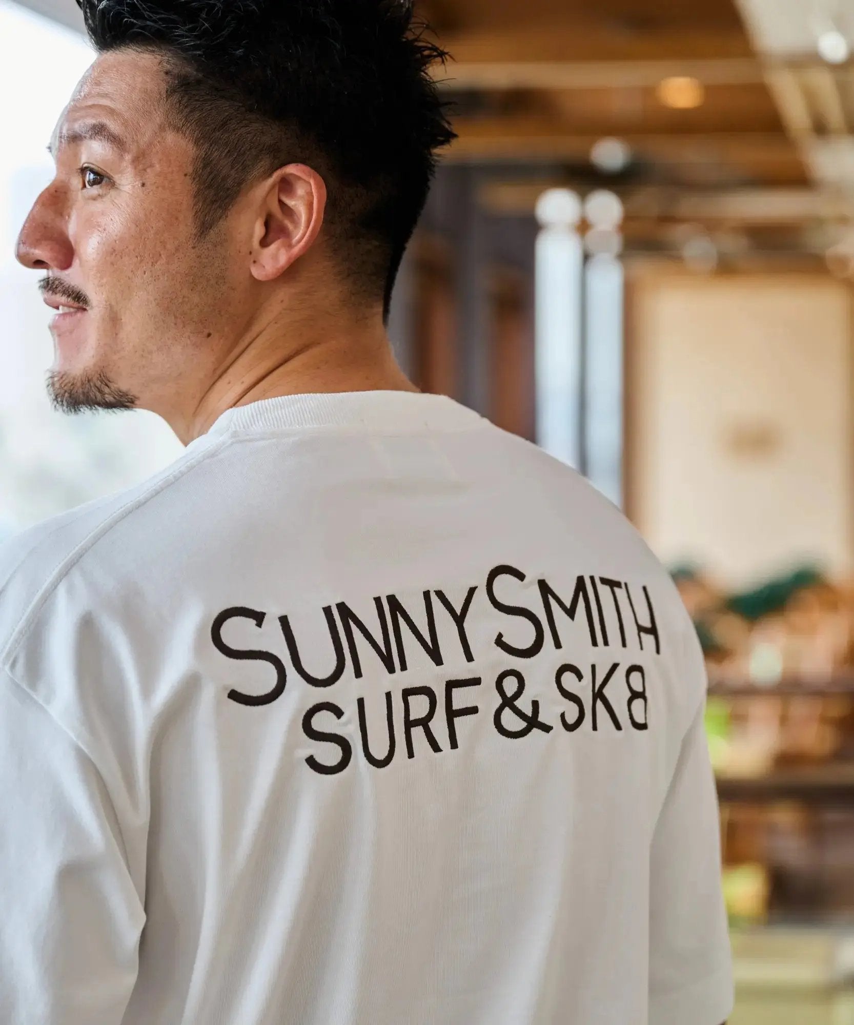 サニースミス Sunny Smith ヤシの木イラストロゴ両面刺繍Tシャツ （ホワイト） ホワイト