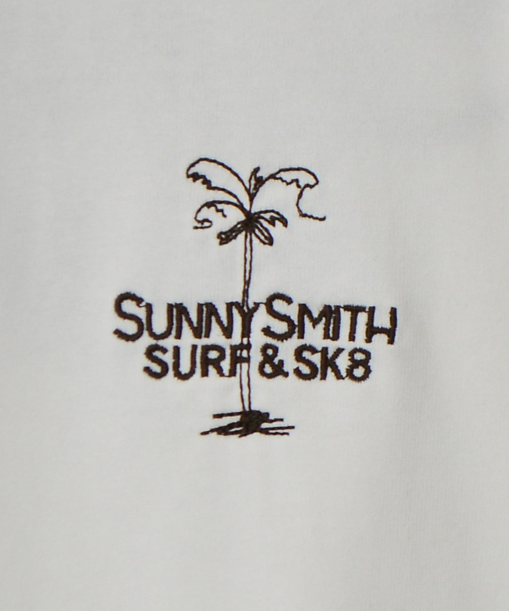 サニースミス Sunny Smith ヤシの木イラストロゴ両面刺繍Tシャツ （ホワイト） ホワイト