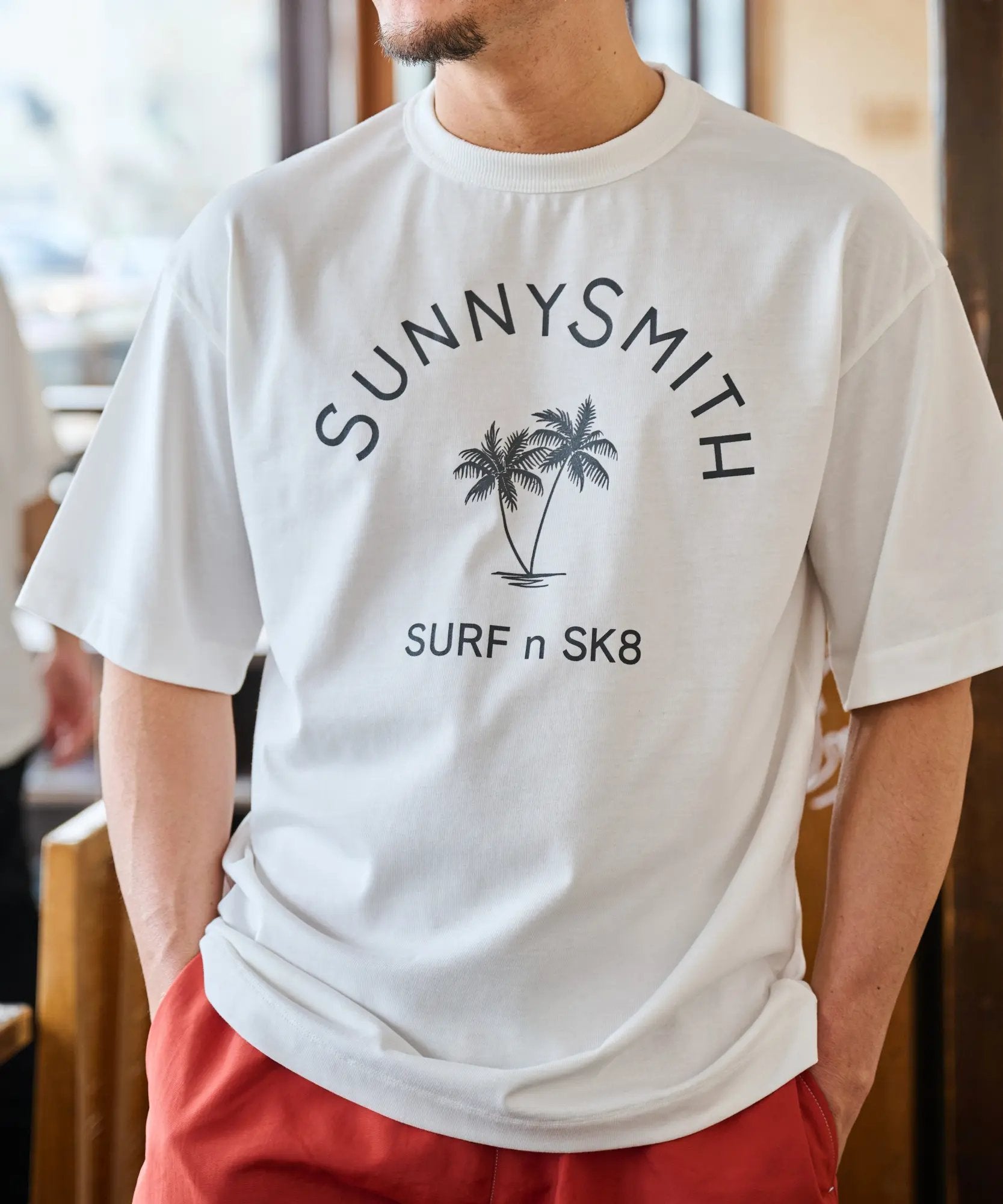 サニースミス Sunny Smith ヤシの木アーチロゴプリントTシャツ （ホワイト） ホワイト