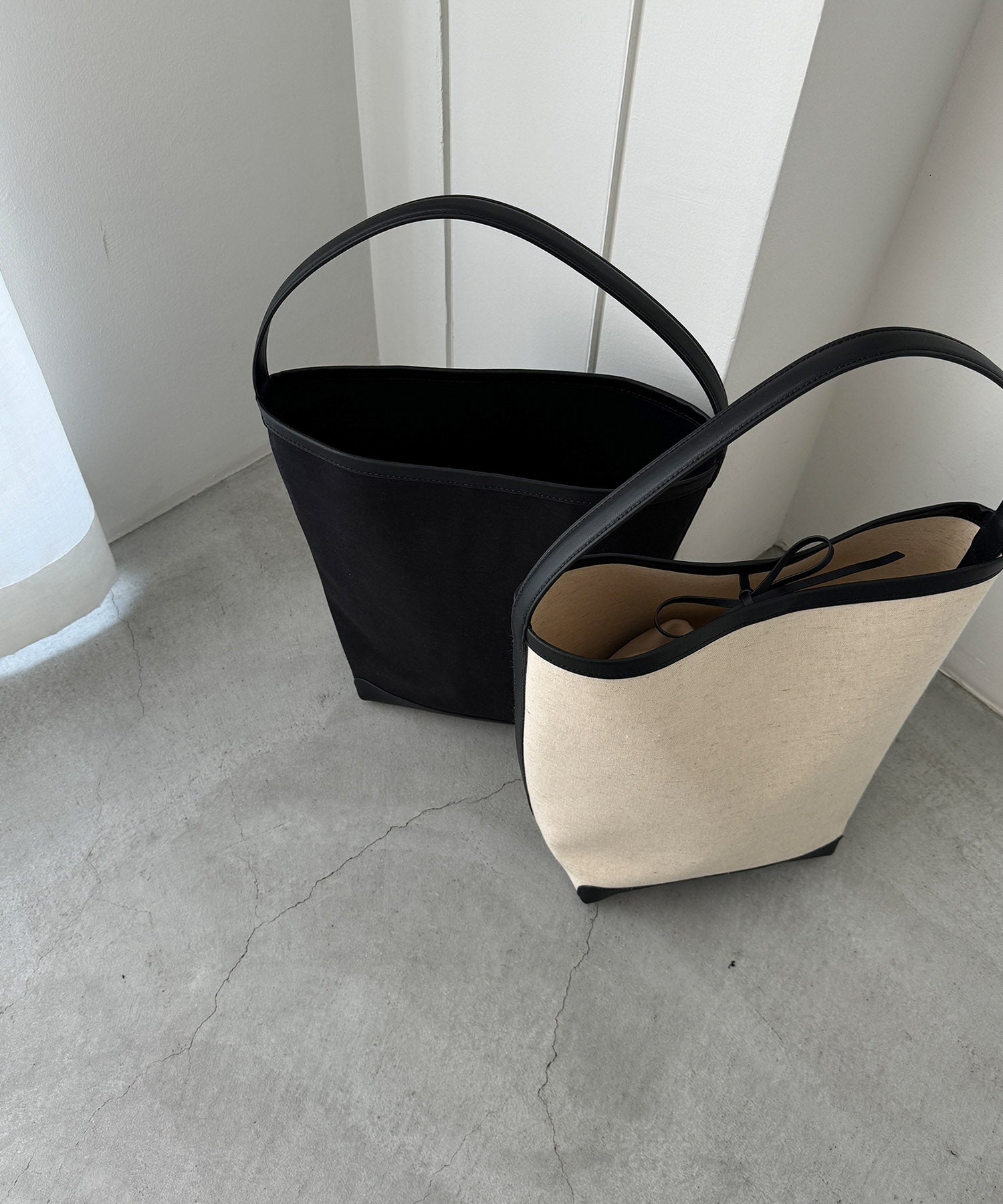 CANAL JEAN El mar Canvas Bicolor Shoulder Bag