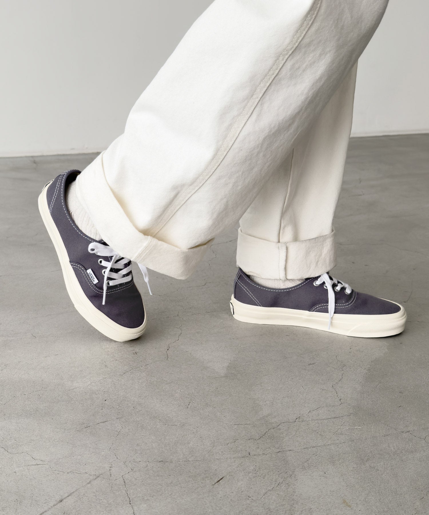 キャナルジーン CANAL JEAN VANS LX Authentic 44/VN000D9NFSM （チャコールグレー） チャコールグレー