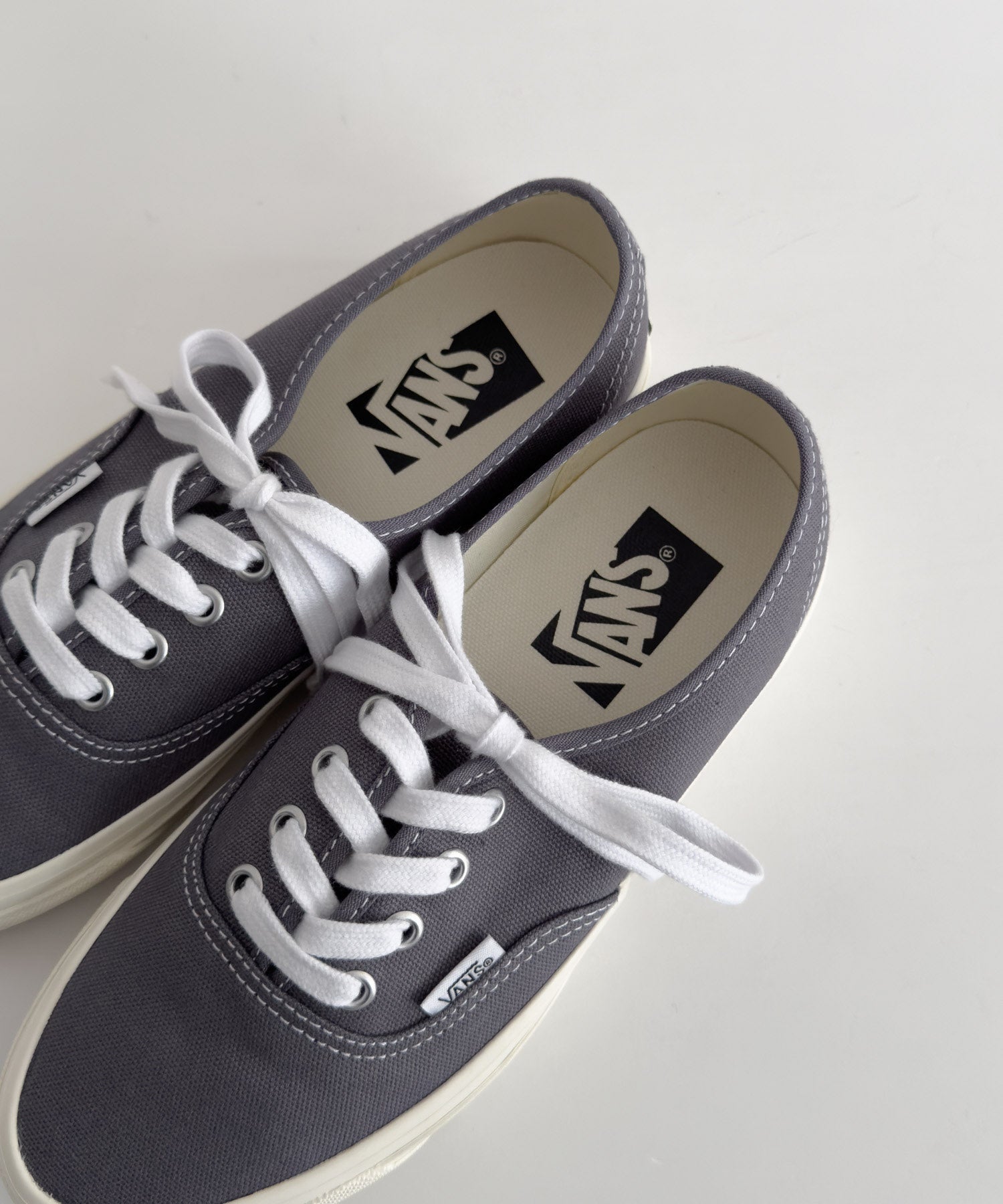 キャナルジーン CANAL JEAN VANS LX Authentic 44/VN000D9NFSM （チャコールグレー） チャコールグレー