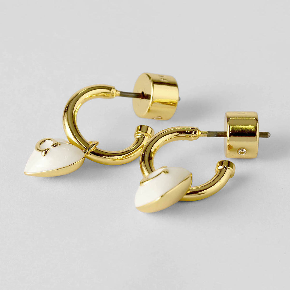 コーチ COACH ピアス シグネチャー ハート ハギーピアス 551688 GLD100 （ホワイト/ゴールド） ホワイト/ゴールド