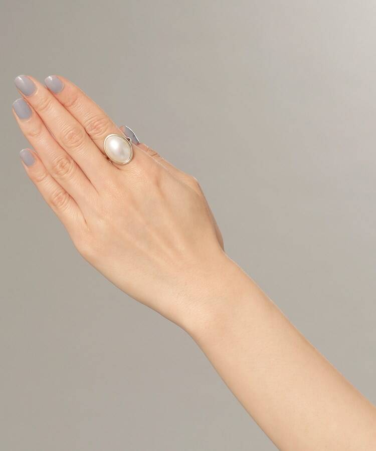 ココシュニック COCOSHNIK K10マベパール縦オーバル リング （イエローゴールド(106)） イエローゴールド(106)