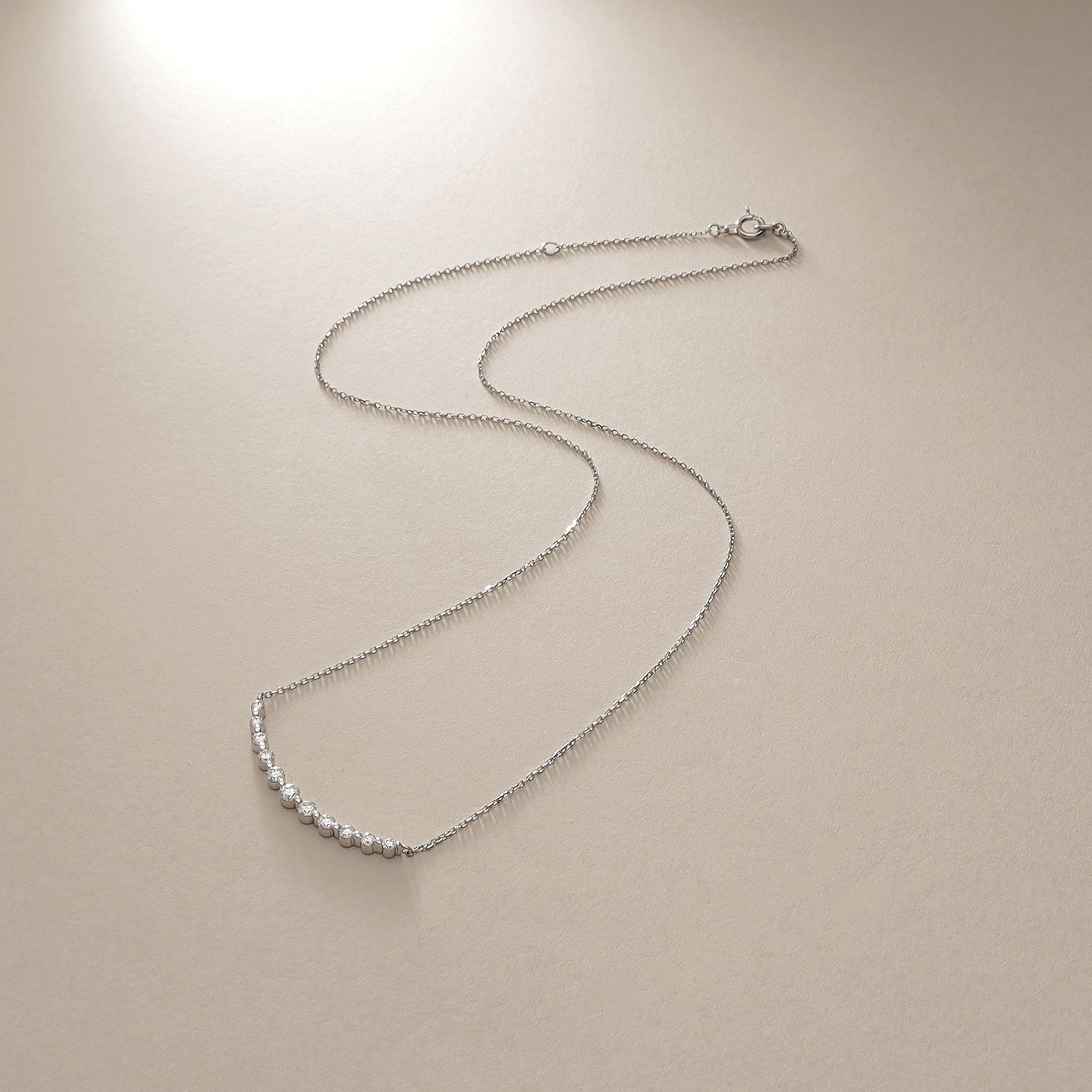 ココシュニック COCOSHNIK プラチナ ダイヤモンド グラデーション11石 ネックレス （プラチナ(904)） プラチナ(904)