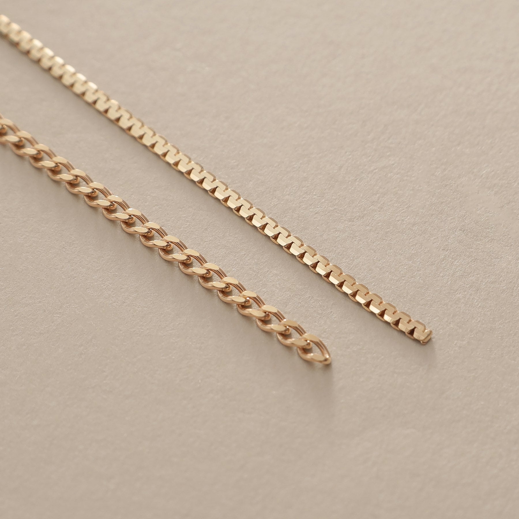 ココシュニック COCOSHNIK K10キヘイ×ベネフラット前後 スタッドピアス （イエローゴールド(149)） イエローゴールド(100)