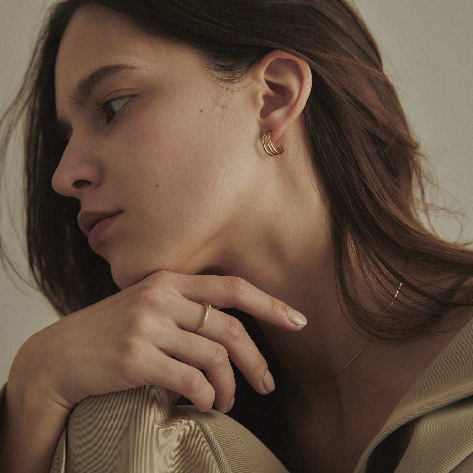 ココシュニック COCOSHNIK K10甲丸トリプルフープ ピアス （イエローゴールド(100)） イエローゴールド(100)