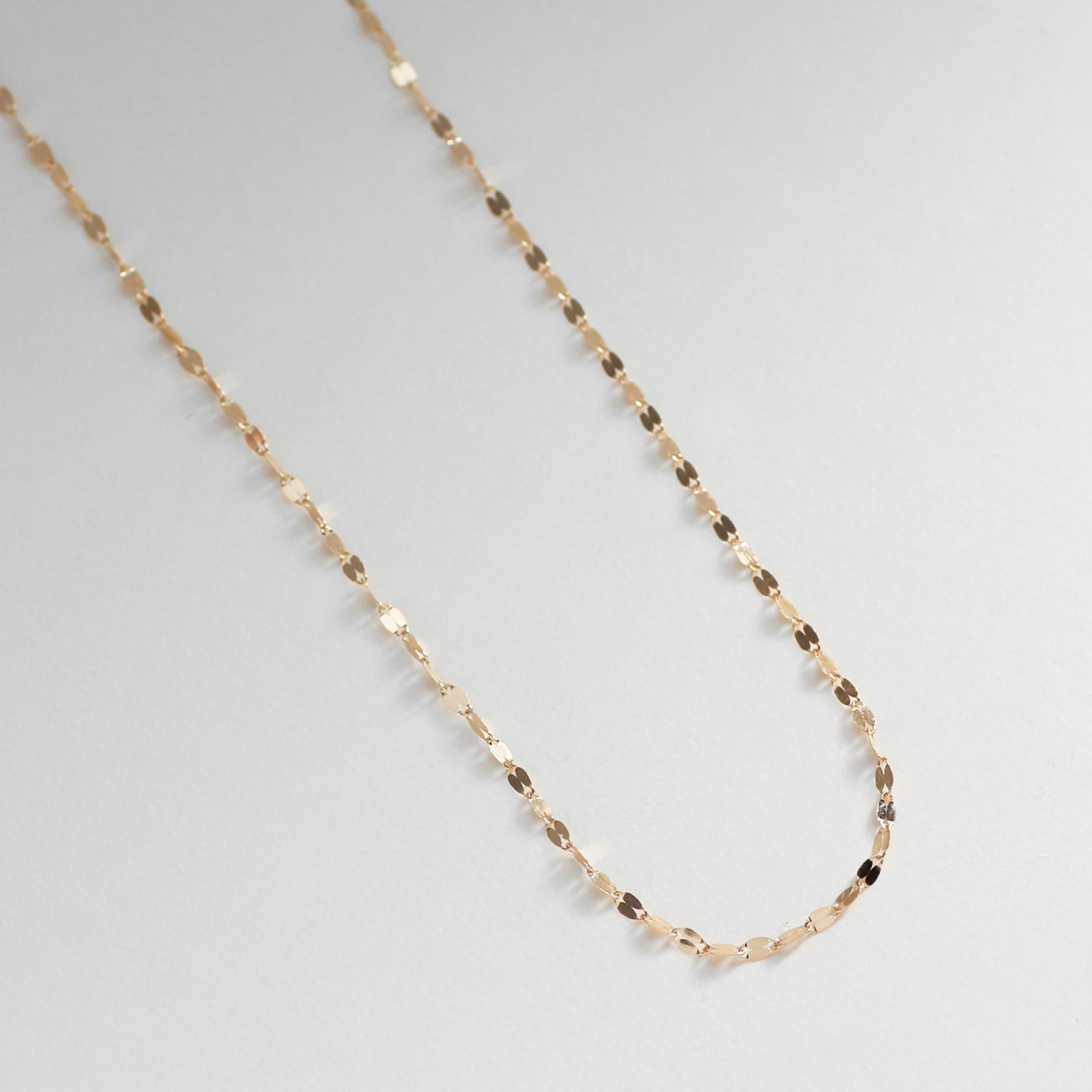 ココシュニック COCOSHNIK ◆(K18)フラワークロスチェーン ネックレス (イエローゴールド) ゴールド