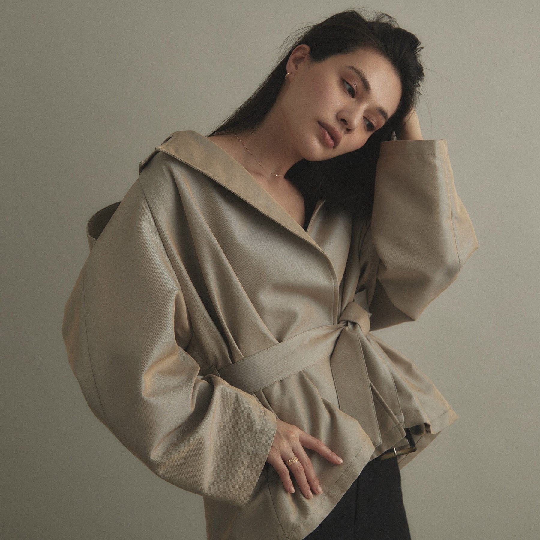 ココシュニック COCOSHNIK フラワークロス ネックレス (イエローゴールド) イエローゴールド(100)