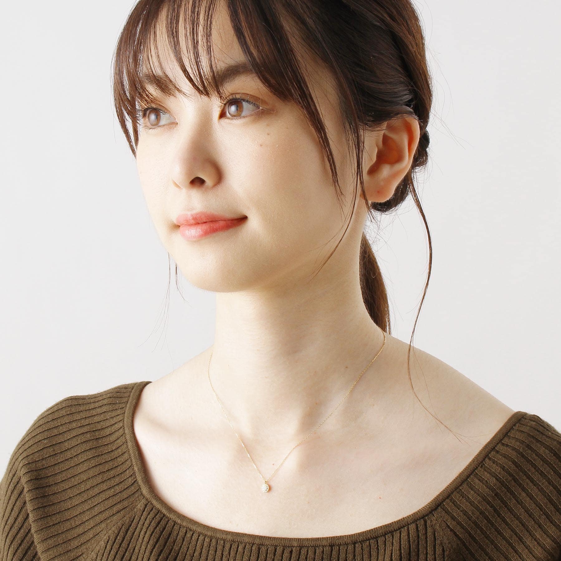 ココシュニック COCOSHNIK K18ダイヤモンド　クラスター取巻きネックレス　小 (イエローゴールド) イエローゴールド(104)