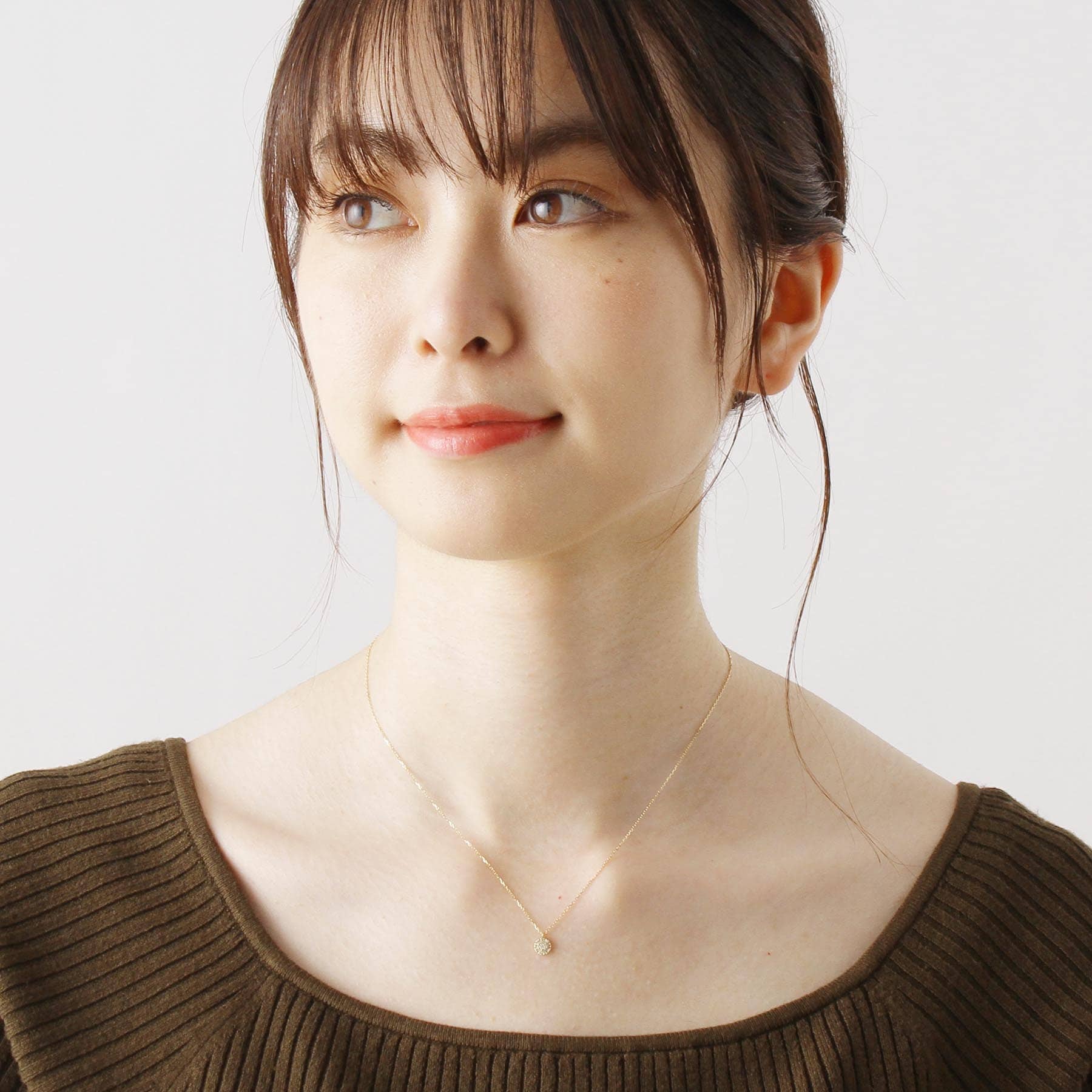 ココシュニック COCOSHNIK K18ダイヤモンド　クラスター取巻きネックレス　小 (イエローゴールド) イエローゴールド(104)