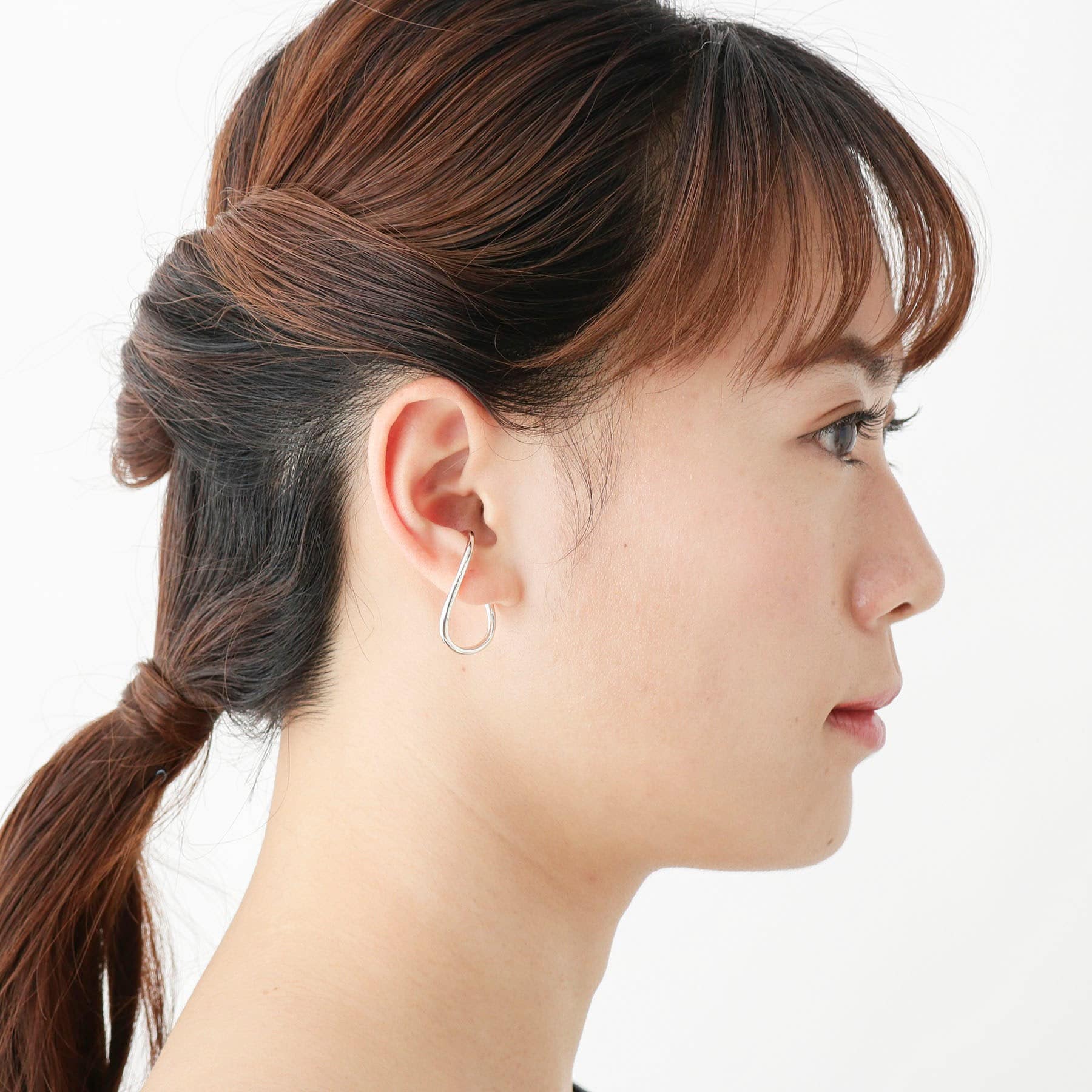 ココシュニック COCOSHNIK シルバー ラップイヤーカフ