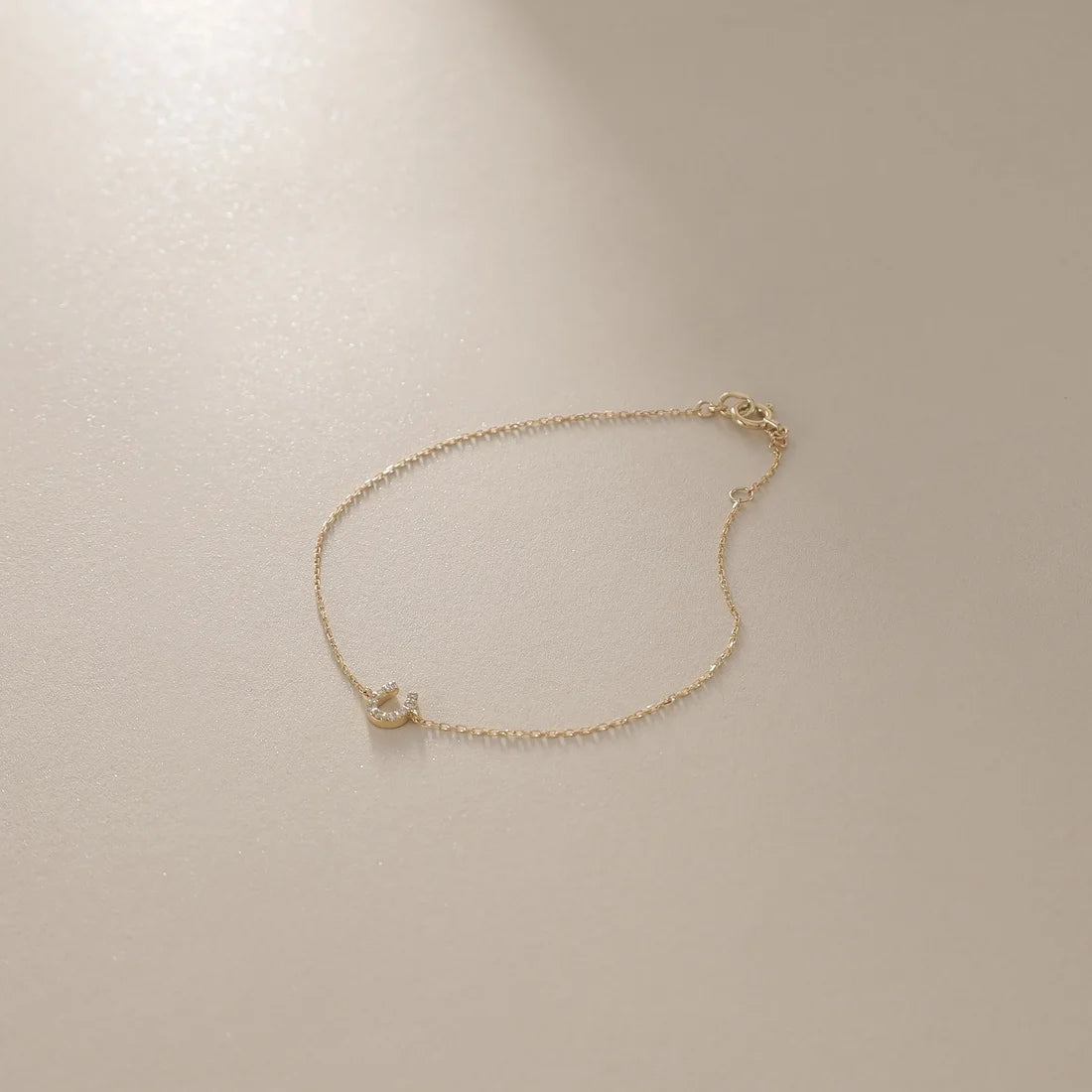 COCOSHNIK K18 Diamond Horseshoe Motif Bracelet