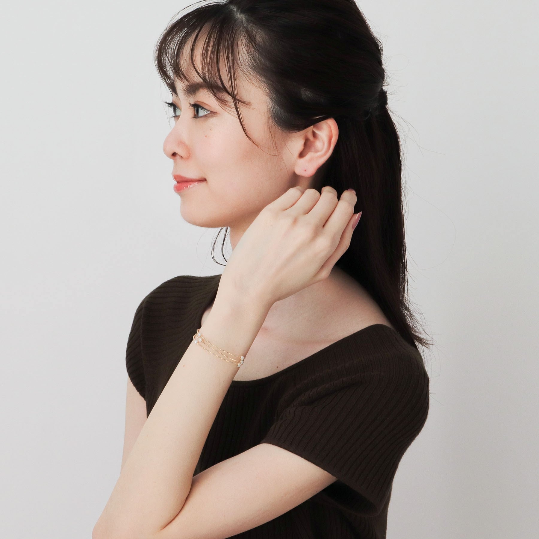 ココシュニック COCOSHNIK K10パール 形状記憶バングル イエローゴールド(106)