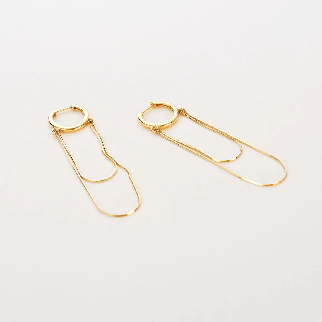 COCOSHNIK COCOSHNIK K10 Compact Drape Mid-fold Hoop Earrings